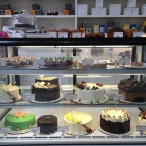 Gluten-free cake display from Lilac Patisserie